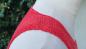 Mobile Preview: Rotes, gestricktes Top mit rundem Ausschnitt auf Schneiderpuppe, Detailansicht Träger