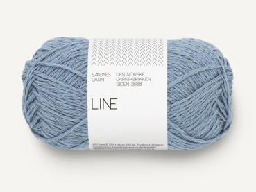 Ein Knäuel Line in Farbe 6032 Blaue Hortensie