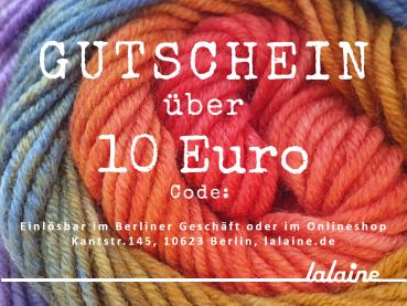 Preview: Gutscheinkarte Motiv 1 - bunte Knäule im Hintergrund